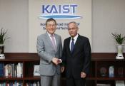 Portuguese Ambassador's Visit 이미지