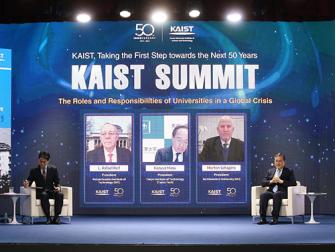 Urging Innovation for the Post-COVID Era at the KAIST Summit​ 이미지